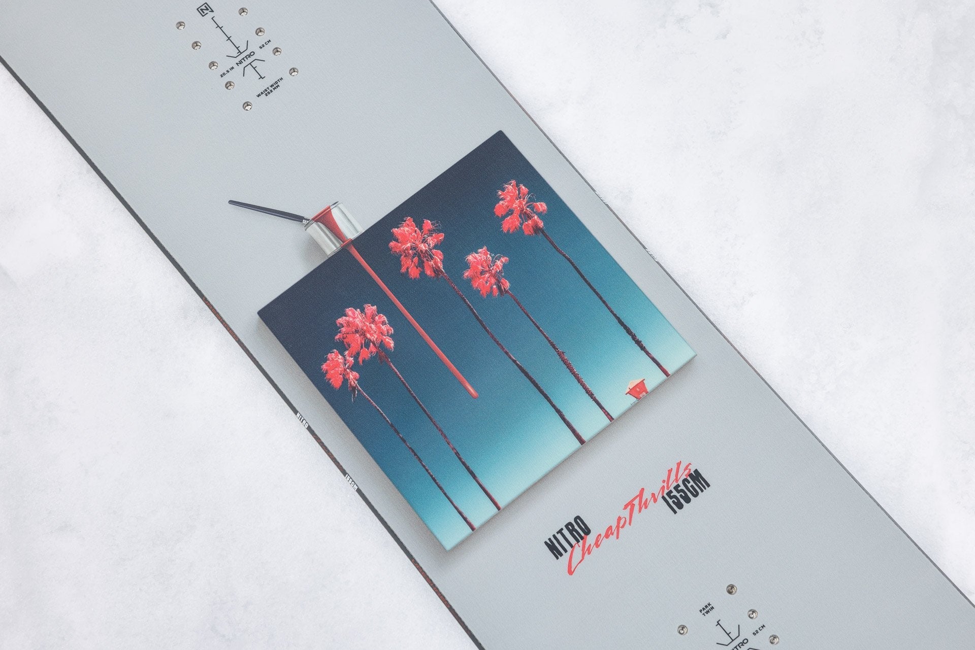 Nitro Cheap Thrills X Love 2027 Snowboard