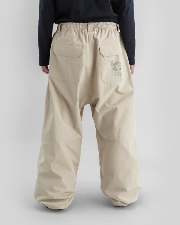 Beyond Medals Park Pants Beige