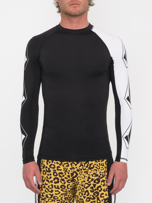 Surf Vitals J Robinson Black