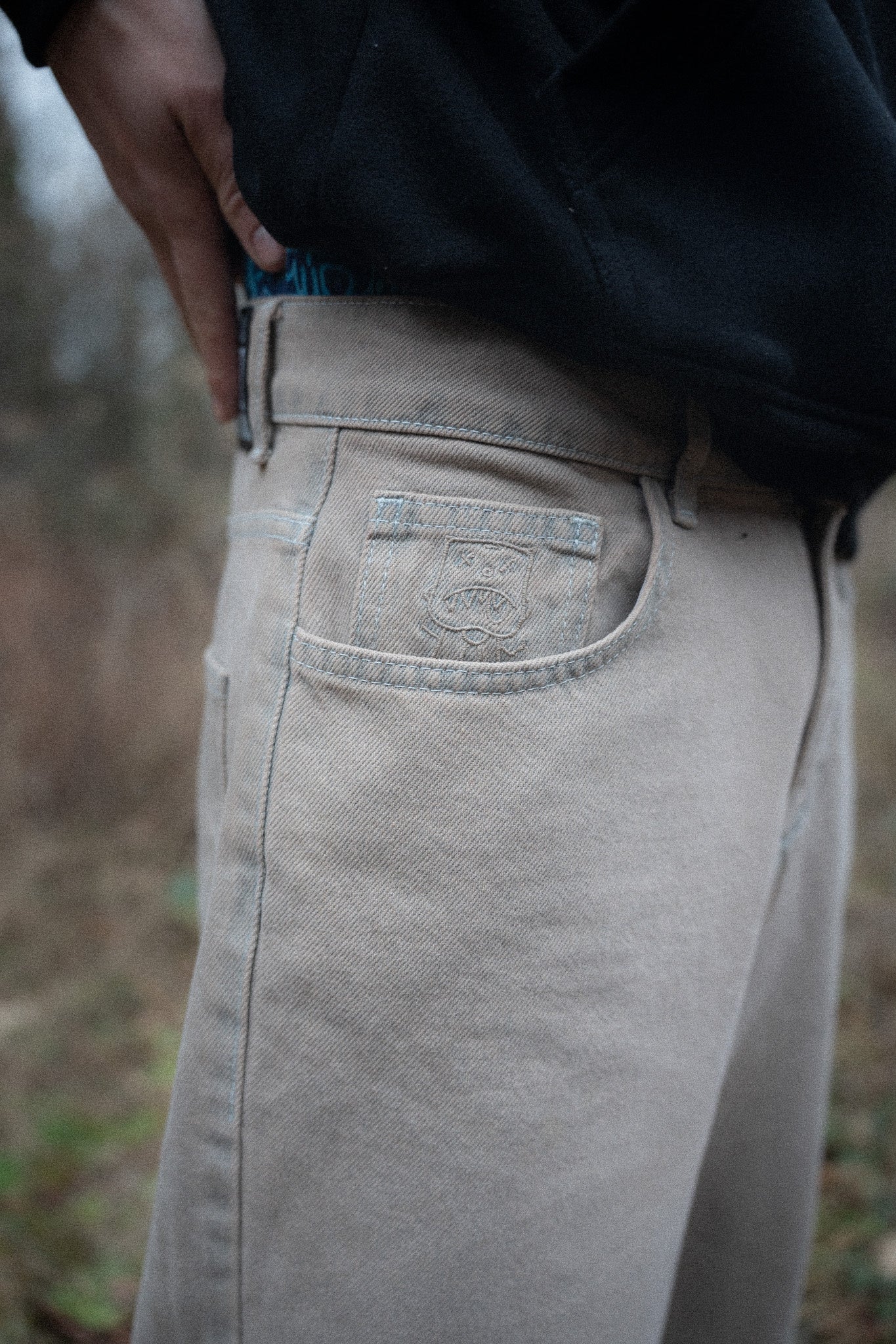 Special Beige Up Loose Pants