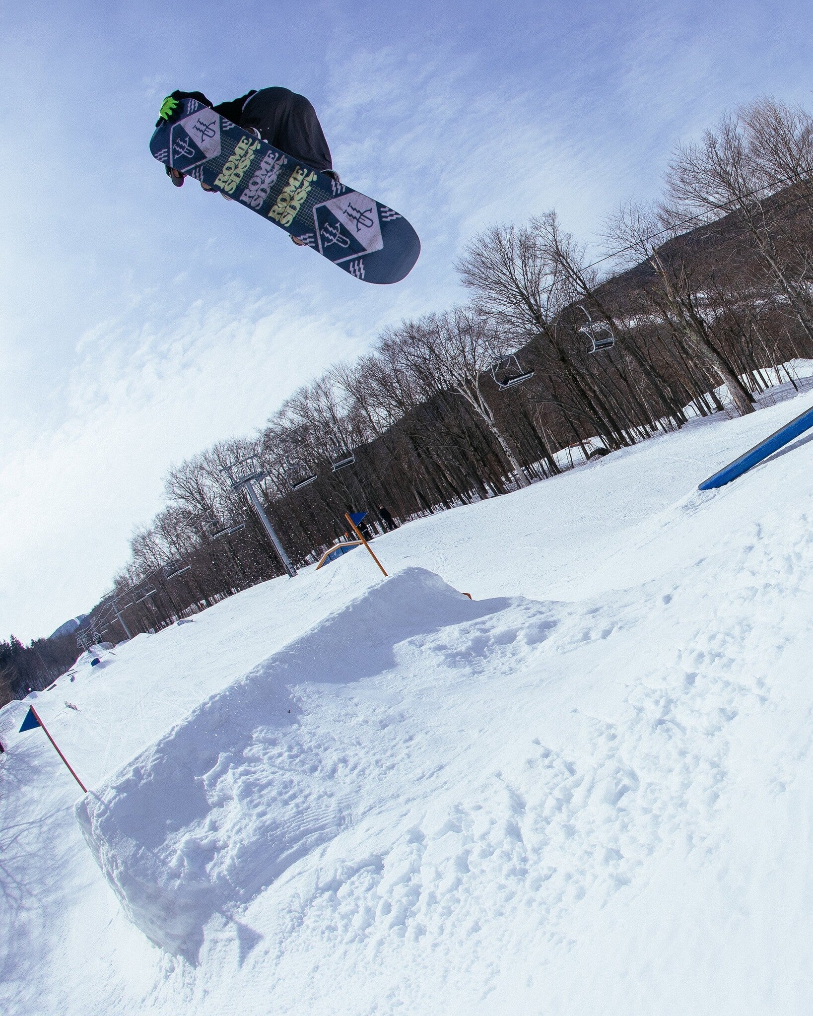Artifact Snowboard